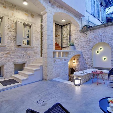 Hotel Boulgari Янина Екстериор снимка