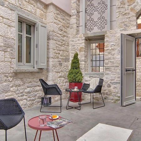 Hotel Boulgari Янина Екстериор снимка