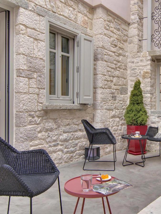 Hotel Boulgari Янина Екстериор снимка