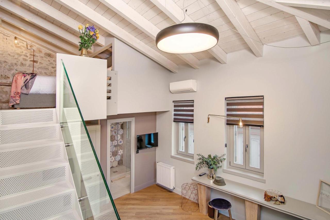 Hotel Boulgari Янина Екстериор снимка