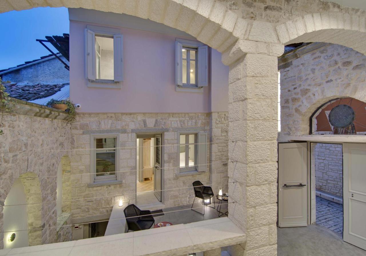 Hotel Boulgari Янина Екстериор снимка